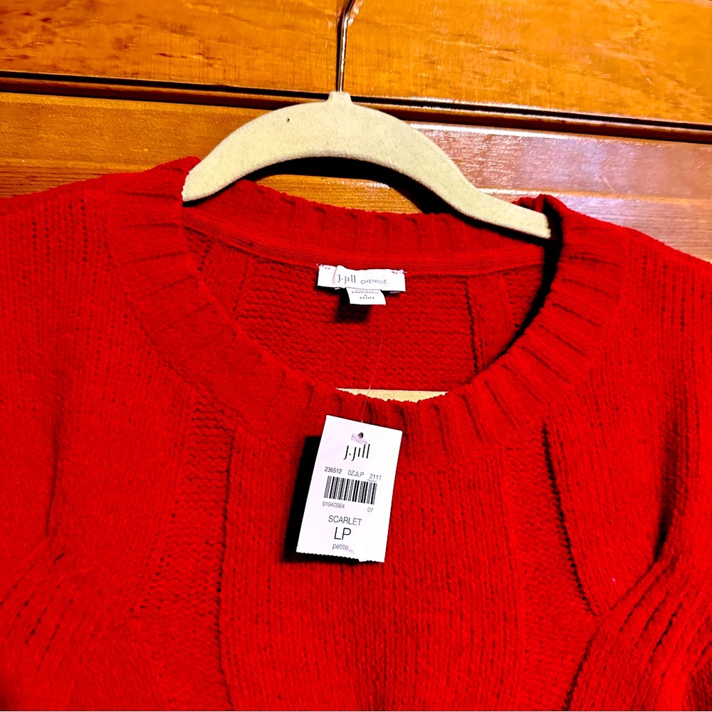 Jjill chenille. Large petite run large.never worn. Red